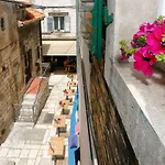Apartman Fictilis